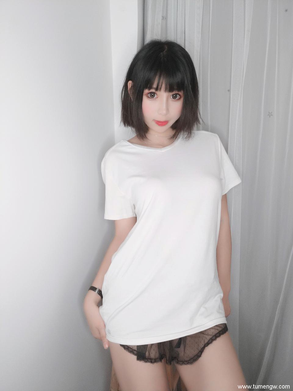 「斗鱼主播」@w黑米粥w – 白色T恤(28P/189MB)