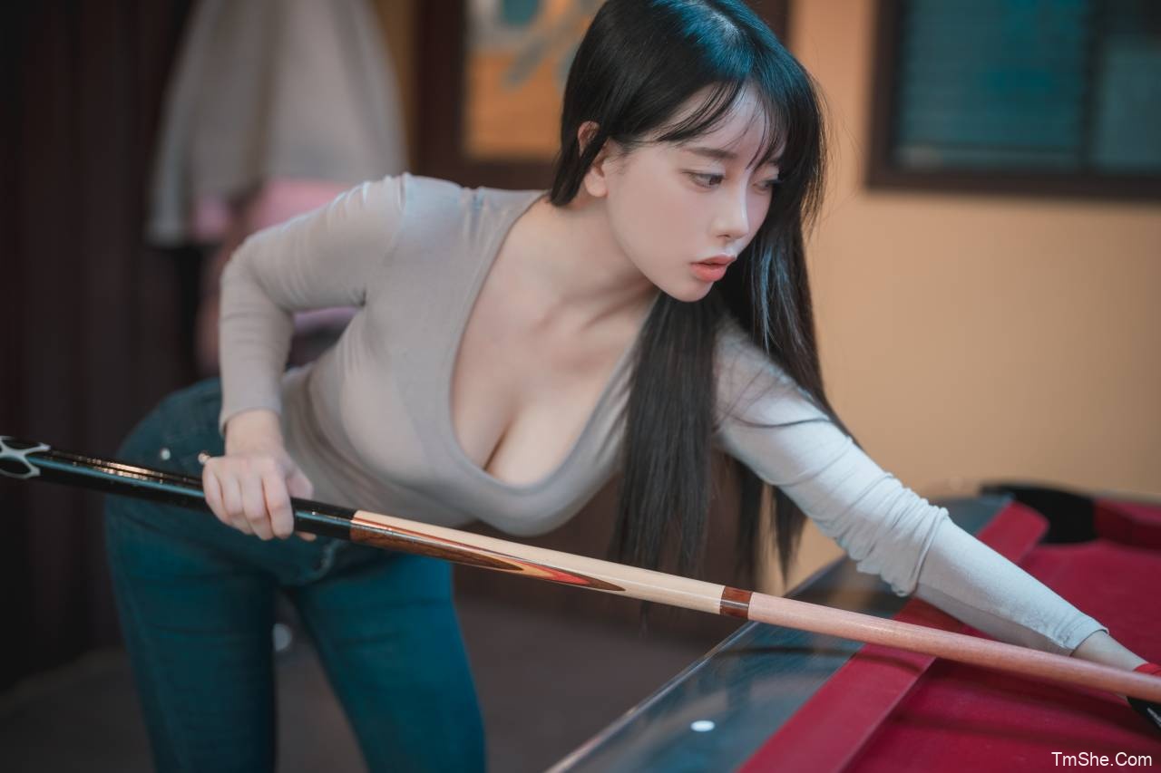 「ZziZzi」Billiards Girl(49P/953MB)