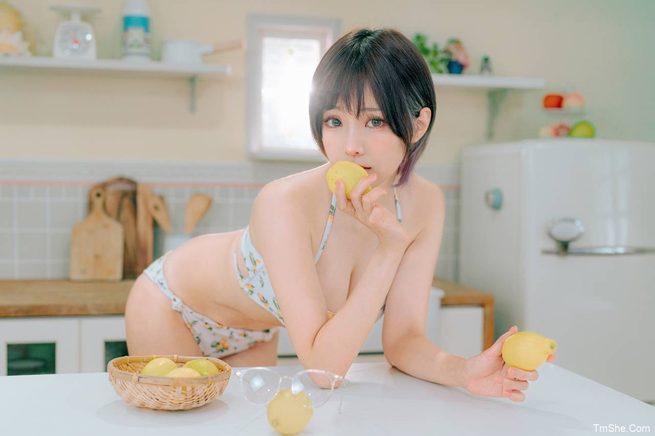 「ElyEE子」8月订阅 – 柠檬泳装(31P/113MB)