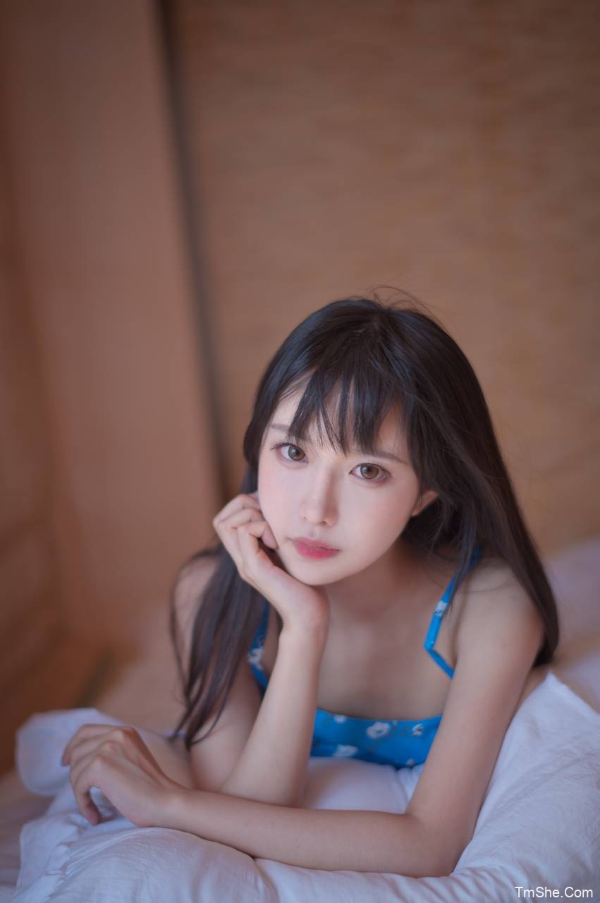 「Shika小鹿鹿」图包 – 蓝色裙子(16P/200MB)-图萌社